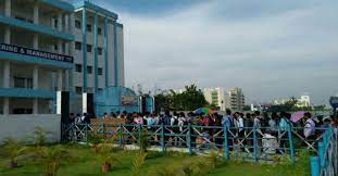 Uem kolkata's undergraduate, postgraduate and doctoral degree programmes are at par with the international standards. Uem Kolkata Organizes Mega Job Mela 2017 Collegedekho
