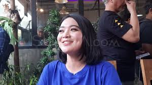 Wika salim cari jodoh ini baru empat mata part 1. Sedekat Apa Wika Salim Dengan Gofar Hilman
