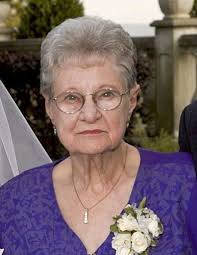 Elizabeth Farnquist Obituary December 28, 2021