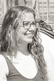 Nicole Farthing's Instagram, Twitter & Facebook