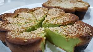 Bukan itu sahaja, kuih ini juga sangat mudah untuk disediakan kerana hanya memerlukan beberapa bahan asas dapur seperti tepung, gula, santan, jagung dan serbuk koko sahaja. Pin On Kuih Muih