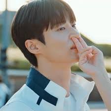 Ah Goofy Ryu Sun Jae to make us laugh, yet we love and miss him and miss  #LovelyRunner ❤️💖🩵🥰🥹😍