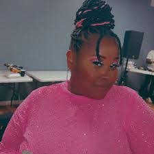 Latifa Davis's Instagram, Twitter & Facebook