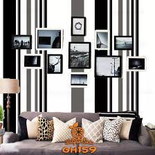 Palet warna netral klasik seperti hitam dan putih dapat bekerja dengan baik untuk menimbulkan desain kamar pria yang. Wallpaper Sticker Dinding Walpaper Stiker Ruang Tamu Walpeper Tembok Kamar Tidur 3d Garis Salur Line Hitam Putih Gm552 Murah Lazada Indonesia