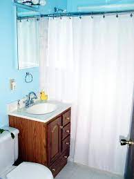 Sedikit lebih modern, bak mandi digantikan dengan bathtub. Kamar Mandi Wikipedia Bahasa Indonesia Ensiklopedia Bebas