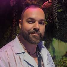 Recommendations for car hire please x