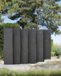 Naturlicher Schiefer In Intensiven Schwarztonen Mit Brillanten Und Gr In 2020 Schieferplatte Schiefer Sichtschutzwand Garten