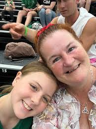 Sara Mcphail's Instagram, Twitter & Facebook