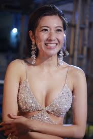Chen was given her first tvb role in 2004 in the sunshine heartbeat. è¬åƒæ˜Ÿè¼2020 é™³è‡ªç'¤å…¨å ´æœ€æ€§æ„Ÿæ‡¶å¹«çŽ‹æµ©ä¿¡æ‹‰ç¥¨ å†‡ç‰¹åˆ¥åŽ»è«— é¦™æ¸¯01 å³æ™‚å¨›æ¨‚