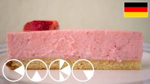 Egal ob ein sommerlicher früchtekuchen, ein praktischer kuchen im glas, eine sündige schokotorte, eine feierliche geburtstagstorte oder eine mit liebe gemachte muttertagstorte, egal ob für einen besonderen anlass oder um sich selbst zu verwöhnen. Leichte Erdbeertorte Mit Joghurt Rezept Youtube