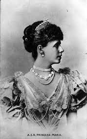 Maybe you would like to learn more about one of these? Regina Maria A Romaniei Rafinament Si EleganÅ£Ä Contemporanul
