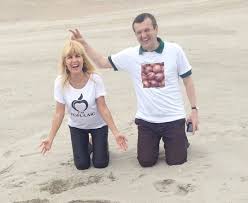 Cu toate acestea, mai nou, femeile au nvat aceste reguli de recuperare dup natere i reiau un regim de tonifiere, de gimnastic medical ca s reduc riscul. Cum Stiu Daca Am Hernie Ombilicala Move Flex Gel In Romania