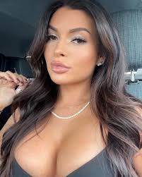 Sara Tiffany (@saramcraee) • Instagram photos and videos