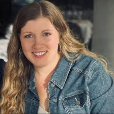 Ashley Slothower's Instagram, Twitter & Facebook