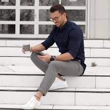 Veste grise pantalon noir la redout. Que Mettre Avec Un Pantalon Gris Homme Nos Idees