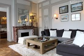 Tapis de salon contemporain noir, gris et blanc 120x170. Salon De Television Gris Noir Blanc Rouge C0550 Mires Paris