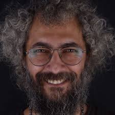 This is the Lexus LFA prototype engine, developed collaboratively by Yamaha  and Toyota, later officially named the "Toyota 1LR-GUE." It's a 4,805cc  naturally aspirated V10 engine with a 72-degree angle, featuring DOHC