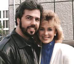 Today's Throwback Track 70s, 80s & 90s Music