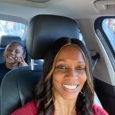 Shayna Mcdaniel's Instagram, Twitter & Facebook