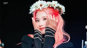 Please don't lay we love you. Sempat Diterpa Rumor Kencan Dengan Suho Exo Sana Twice Beri Pesan Akhir Tahun Pada Penggemar Tribunpontianak Co Id