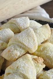 The christmas cookies and bread had to be baked before the sunrise and once the dough was prepared, women touched the fruit trees with the hands that prepared the dough to make sure they will bring plenty of fruits. 90 Slovak Cakes Cookies Ideas In 2021 Recipes Food Cookie Recipes