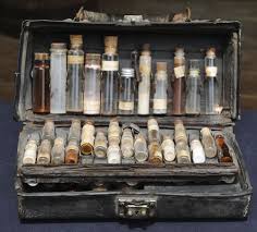 Leather Doctor S Homeopathic Medical Apothecary Travel Kit 47 Original Bottles Travel Kits Homeopathic Apothecary