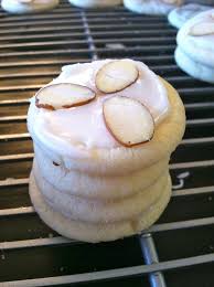 Christmas baking gifts vegan christmas christmas cooking christmas recipes christmas ideas christmas pudding christmas desserts family cheese twists bojon gourmet garlic soup cup of rice milk and eggs swedish recipes homemade sauce roasted tomatoes christmas desserts. Pin On Treats For The Holidays