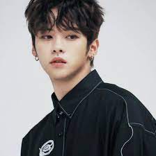 李昇基更憑此劇獲得sbs演技大賞男子最優秀演技獎和最佳情侣獎 。 2021年李昇基主演tvn電視劇《mouse》。李昇基飾演與邪惡抗爭、公認的正直新人刑警「鄭巴凜」一角，首度挑戰亦正亦邪的角色。劇集创下两年多以来tvn水木档最高收视率 。 電影 Let Me Know Stray Kids æŽæ—»æµ©lee Know å°ç£æ‡‰æ´ç«™ Home Facebook