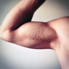 These tattoos are worn by all airbenders, they symbolise the arrows of the flying bison, the first airbenders. Top 111 White Tattoo Ideas 2021 Inspiration Guide