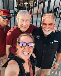 Absolute legends at universal helping recreate this pic 6 years apart