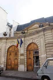 Este situată în palatul béhague , în arondismentul 7 din paris, pe rue de l'exposition. Ambasada Romaniei In FranÈa Wikipedia