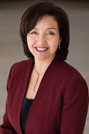 HIPANIC LADR AND ROL MODL IN HIGHR DUCATION