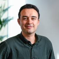 Matthew Tapper's Instagram, Twitter & Facebook