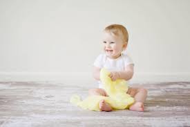 Du möchtest wissen, ab wann babys sehen können? Wie Sehen Babys Meyer Optik Augenoptik