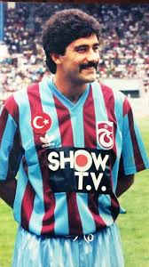 12.01.2021 11:19 gaziantep fk, sumudica'nın yerine clarence seedorf ile görüşecek. Unal Karaman Spor Futbolcular Komik Seyler