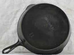 Wagner ware cast iron muffin pan. Evolution Of The Wagner Trademark The Cast Iron Collector Information For The Vintage Cookware Enthusiast