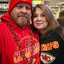 Happy Birthday to my loving, adorable, goofy husband who always keeps me  laughing! I love you very much! Have a great day! #birthday #husband  #shayneandmichelle