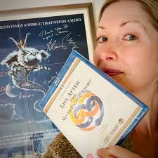 Lisa Downs (@lisandowns)