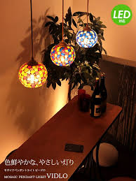 楽天市場 照明 led 対応 ペンダントライト 1灯 ビードロ ライト ステンドグラス 照明器具 おしゃれ モザイク レトロ 和室 玄関 トイレ 北欧 ガラス モロッコ リビング ペンダントランプ ダイニング用 食卓用 寝室 インテリア 電気 ガラス かわいい テレワーク 在宅
