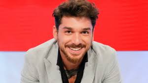 Vuoi sapere quando uomini e donne trasmette la scelta di andrea cerioli in tv? Uomini E Donne Andrea Cerioli Nel Mio Percorso Non Lascero Spazio A Finzioni Ivan Gonzalez Siamo