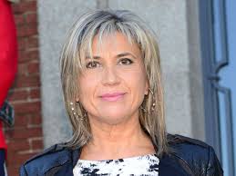 Julia Otero: Así es una mujer que revolucionó la radio y la televisión