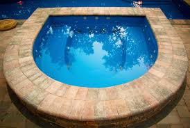Viva Spa 1a Viva Spa Dimensions 9 3 X9 6 And 3 3 Riviera Pools Is Dedicated To Pr Fiberglass Swimming Pools Cool Swimming Pools Swimming Pool Installation