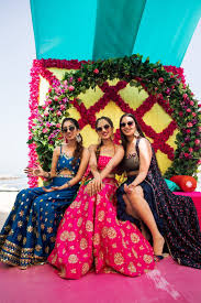 Joyous Nuptials Of A Wedding Planner Bride Feat Stunning Outfits Bridesmaid Photoshoot Bridesmaid Poses Indian Bridesmaids