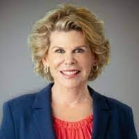 Melissa Polzin's Instagram, Twitter & Facebook