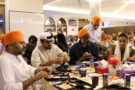 Maybe you would like to learn more about one of these? Kuil Sikh Di Dubai Sajikan Makanan Berbuka Bagi Umat Muslim Selama Ramadhan
