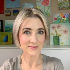 Carmela Farris's Instagram, Twitter & Facebook