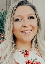 Janna Hardy's Instagram, Twitter & Facebook