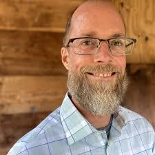 Danielle Mitchner's Instagram, Twitter & Facebook