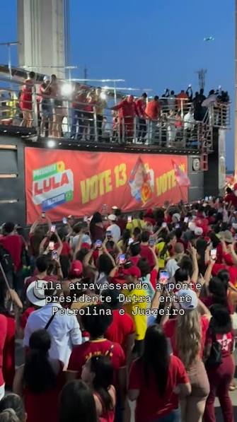 Lula atravessando a ponte presidente Dutra entre Petrolina e Juazeiro , ., ., ., ., ., #petrolina #pernambuco #juazeirodabahia #bahia #lula13
