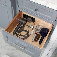Check spelling or type a new query. Docking Drawer Style 18 21 Or 24 By Hafele For In Drawer Outlet Charging Available In Different Finishes Kitchensource Com